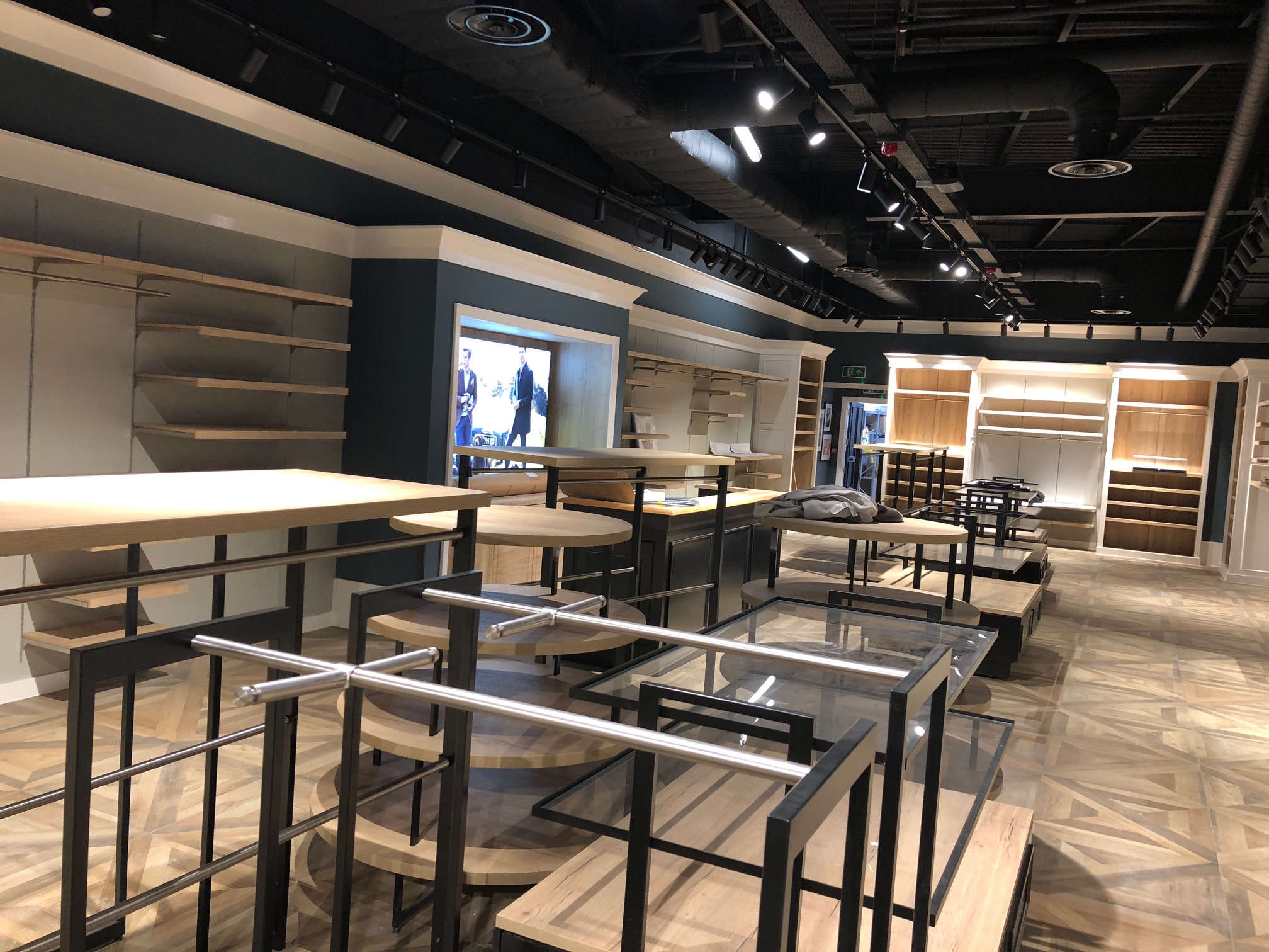 Hackett - London - Project by JP Services South