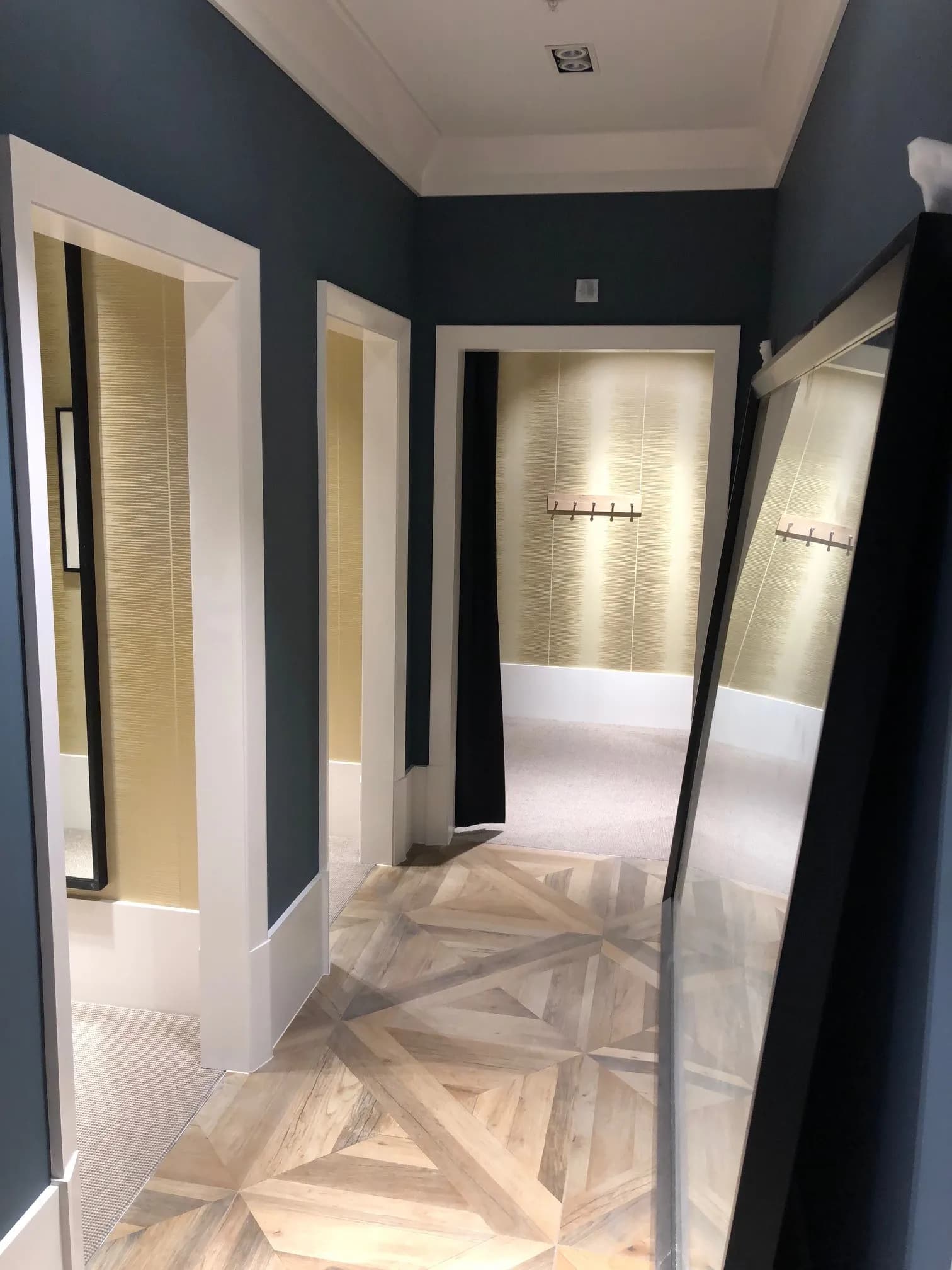 Retail fit-out by JPS Services - detail 2