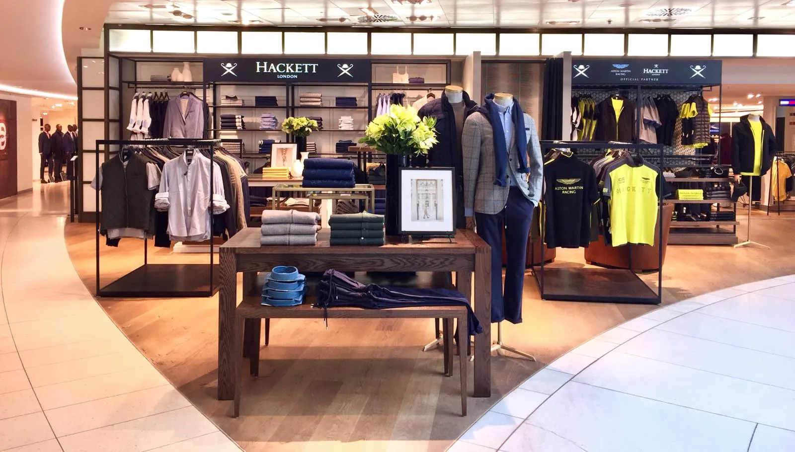 Hackett, Stuttgart - retail project by JPS Services